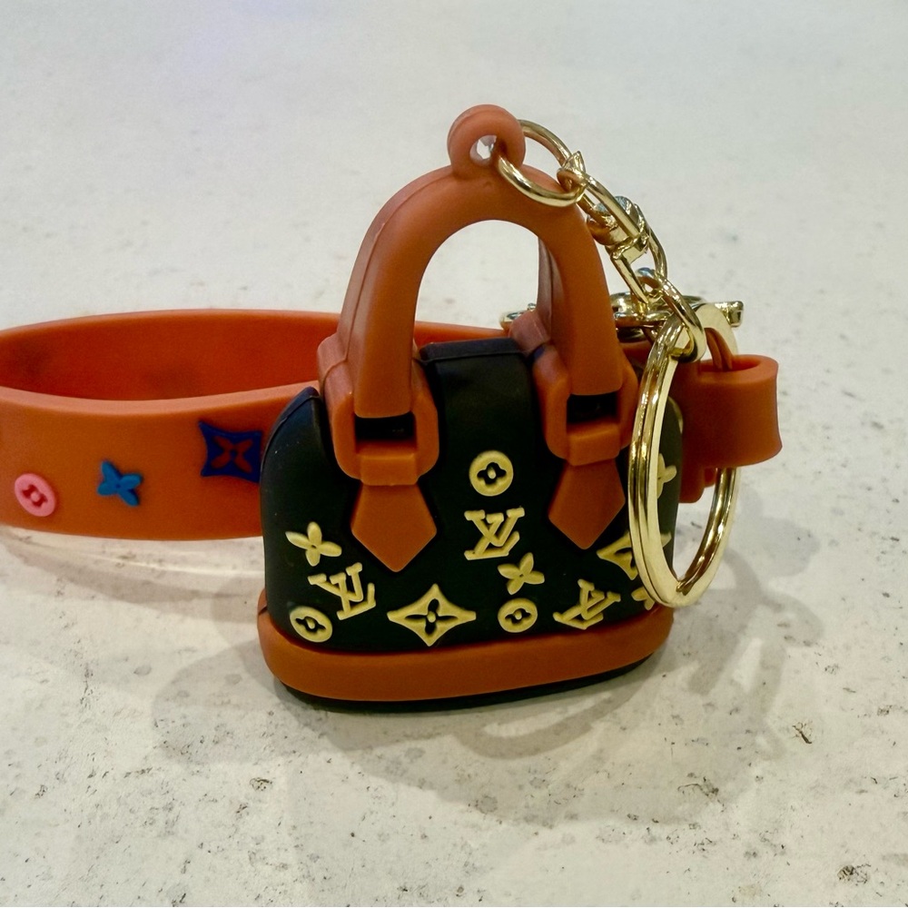 Fashion Key Ring/Bag Charm purse new - Picture 2 of 3